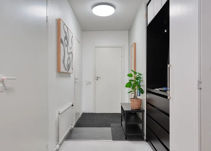 Lägenhet Stylish Flat Close To The